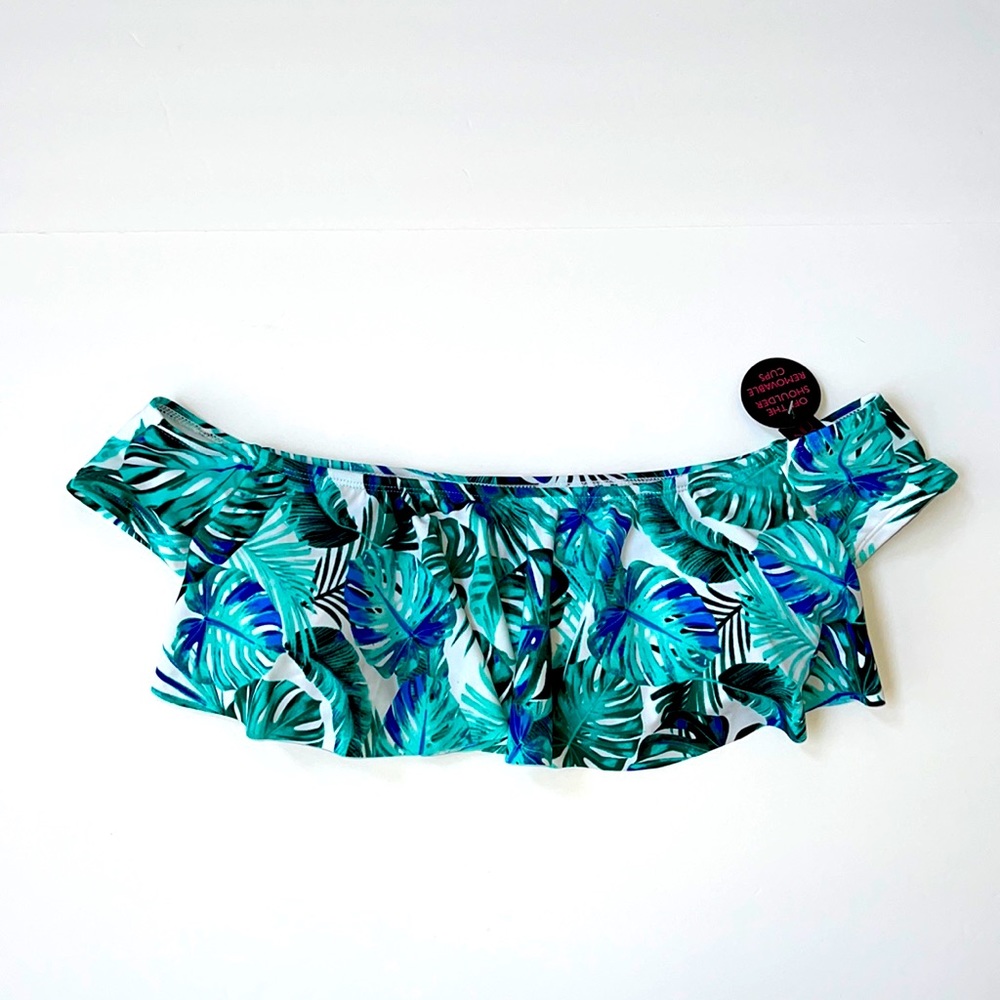 OFF THE SHOULDER BIKINI TOP!! NEW WITH TAGS!!